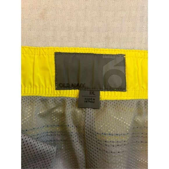 Old Navy swim trunks yellow gray xxl rn#54023 100% nylon nwot - Picture 3 of 8